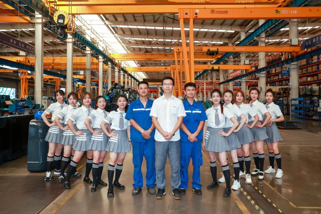 又酷又辣又炫！山河智能第二届挖机宝贝来了